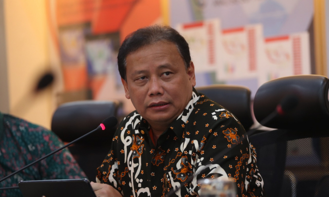 HADIRI RAKOR WANTANNAS, ABHAN JELASKAN DIMENSI HUKUM POLITIK UANG