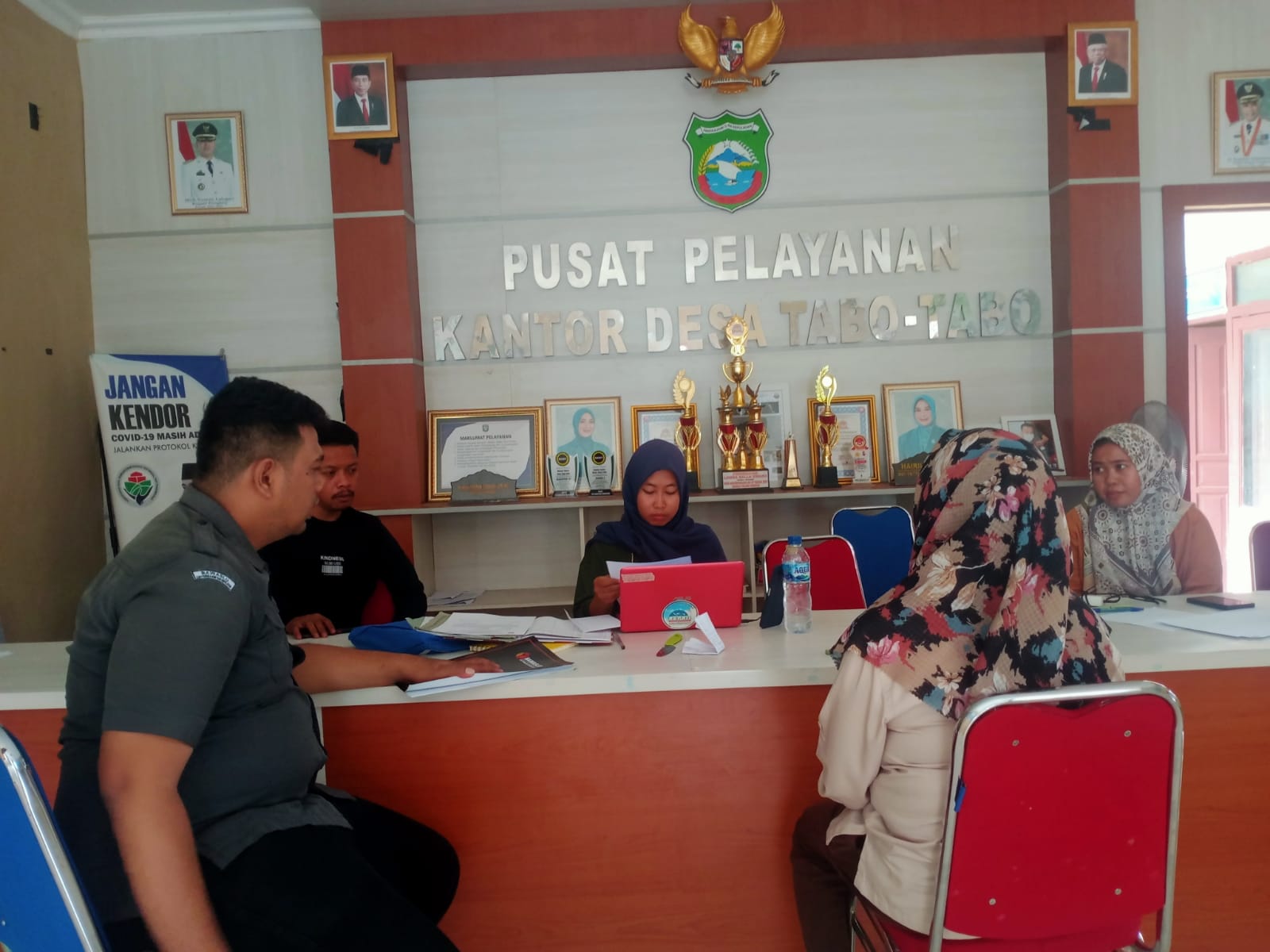 BAWASLU PANGKEP LAKUKAN INI DI DESA TABO-TABO DAN BOWONG CINDEA