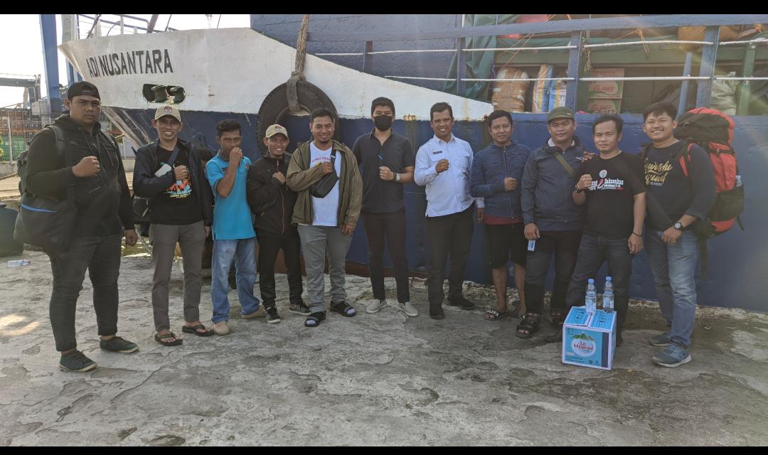 KOORSEK BAWASLU LEPAS TIM FASILITASI PENGAWASAN KE KEPULAUAN TERLUAR PANGKEP