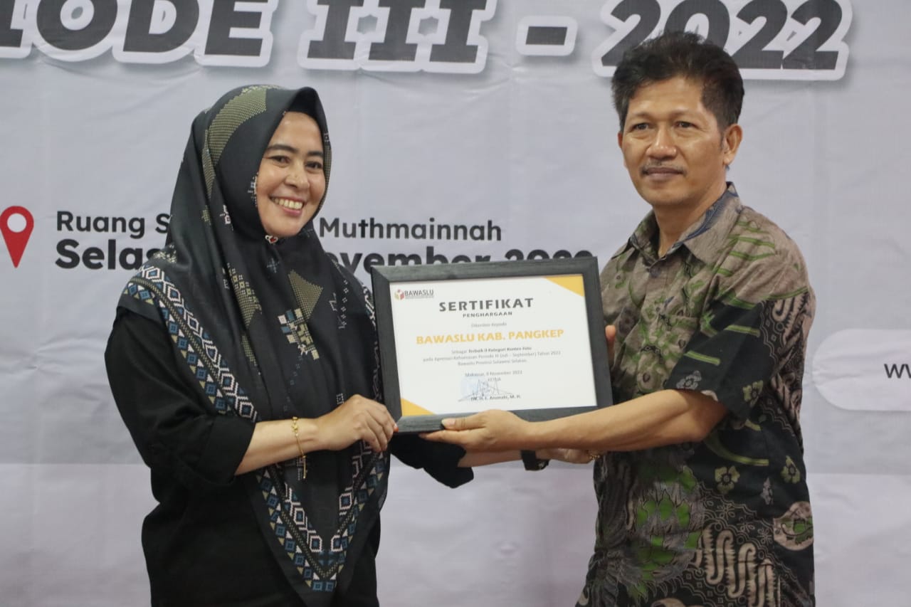 APRESIASI KEHUMASAN : BAWASLU PANGKEP RAIH TERBAIK II KATEGORI KONTEN FOTO