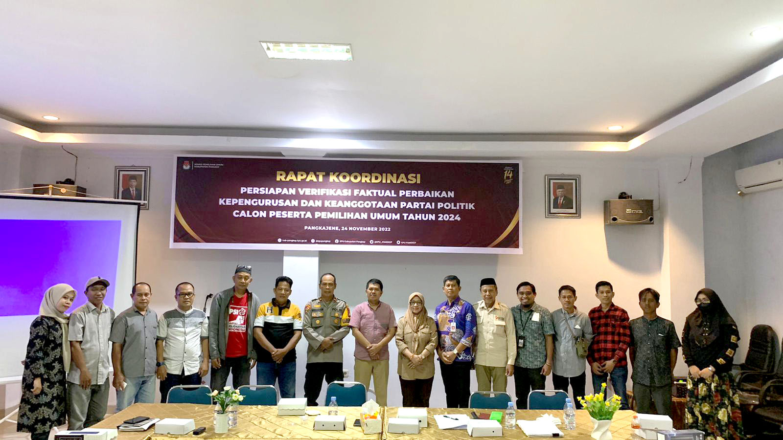 KOORDIV PP-PS BAWASLU PANGKEP HADIRI RAKOR PERSIAPAN VERFAK PERBAIKAN