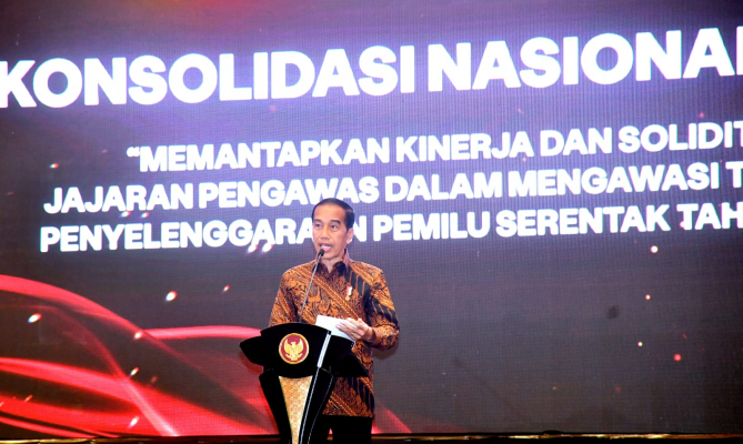 BUKA KONSOLNAS BAWASLU, PRESIDEN JOKOWI TEKANKAN EMPAT HAL AGAR PEMILU 2024 JURDIL
