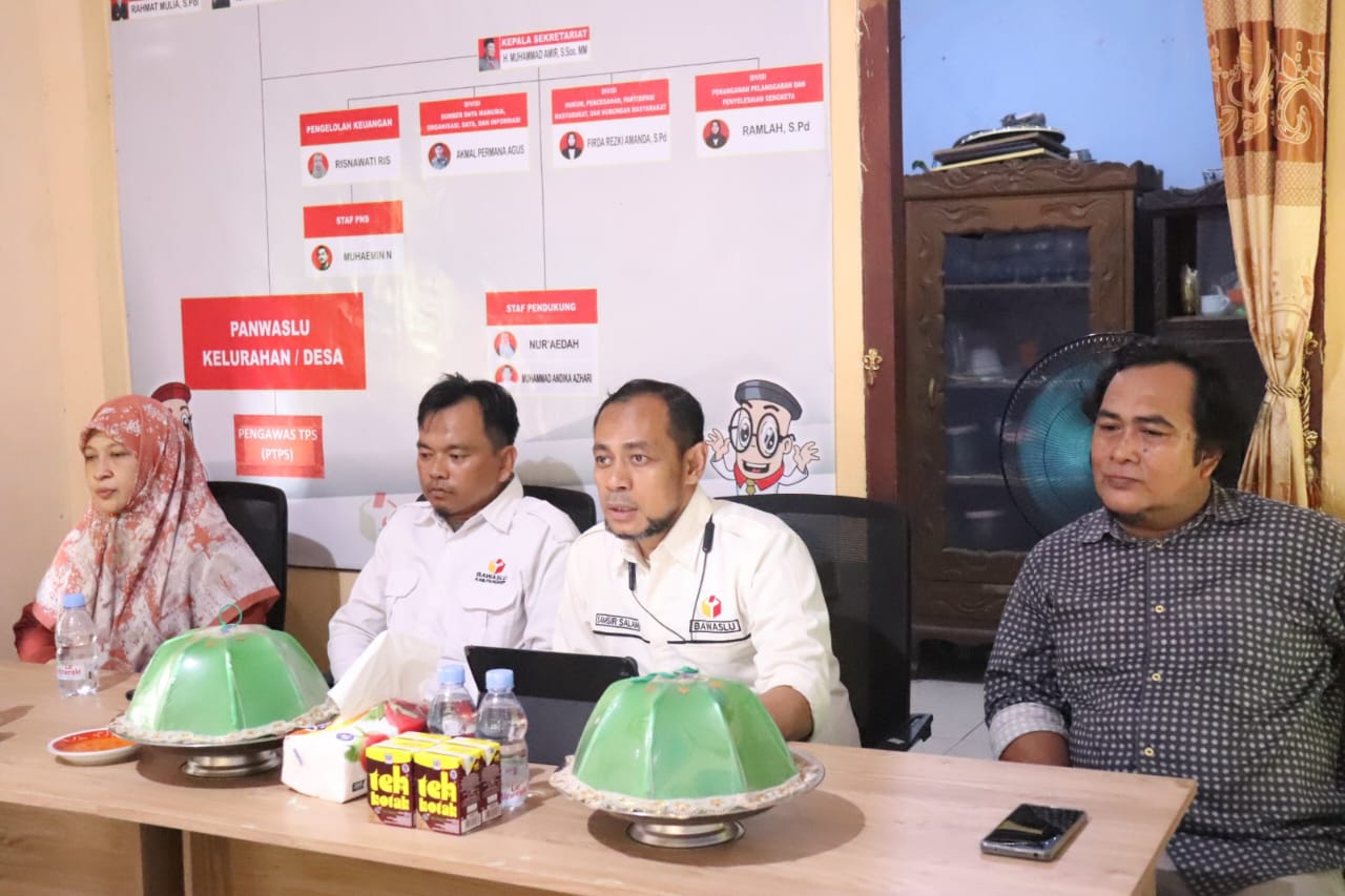 GELAR KUNJUNGAN KE KECAMATAN, KETUA BAWASLU PANGKEP DENGAR CURAHAN HATI PKD