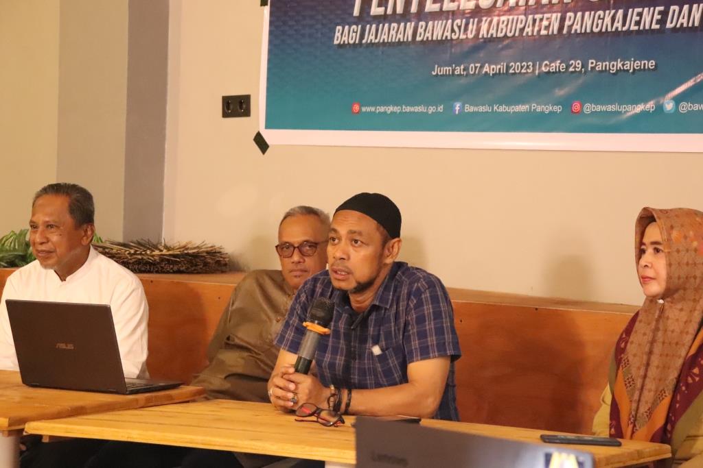 BUKA RAPAT PEMBINAAN PENYELESIAN SENGKETA, KETUA BAWASLU PANGKEP PAPARKAN BEBERAPA HAL