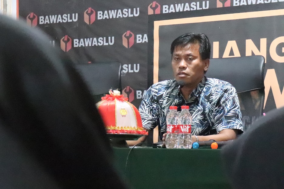 MANTAPKAN PEMAHAMAN PENYELESAIAN SENGKETA BAGI JAJARAN, BAWASLU PANGKEP KEMBALI GELAR SIMULASI