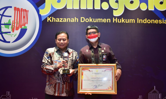BAWASLU KEMBALI RAIH PERINGKAT TERBAIK KEDUA JDIH AWARD 2021