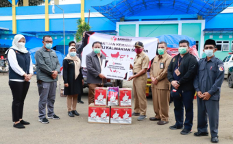 BAWASLU BERIKAN BANTUAN KORBAN BANJIR KALSEL, ABHAN : INI SEBAGAI KEPEDULIAN KEPADA SESAMA