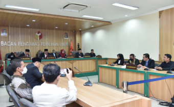 BAWASLU KABULKAN SEBAGIAN LIMA PERMOHONAN UNTUK SAMPAIKAN DOKUMEN ADMINISTRASI PERBAIKAN PERSYARATAN ADMINISTRASI