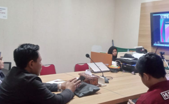 KOORDIV HPPH BAWASLU PANGKEP IKUTI DIALOG PUBLIK YANG DIGELAR OLEH POLRI SECARA VIRTUAL