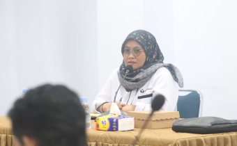 Koordiv HPPH Bawaslu Pangkep Andi Hikmawati saat menghadiri FGD yang digelar KPU Pangkep
